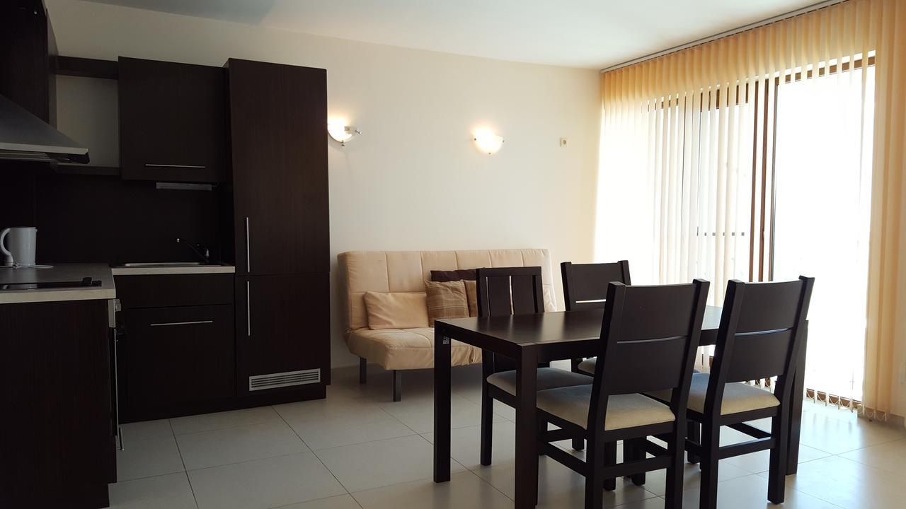 Aparthotel Golf Coast Cavarna Exterior foto